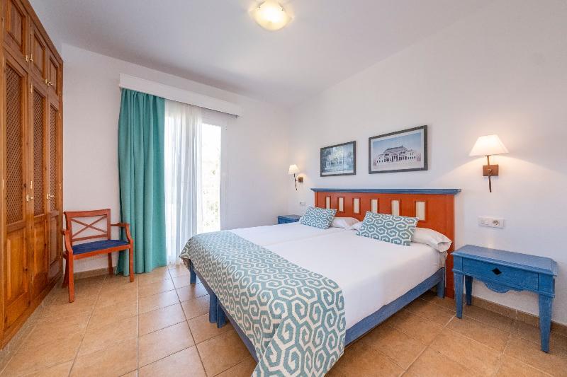 Comitas Tramontana Park Apartahotel 3*